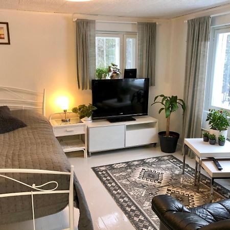 Yksio Jarvenrannalla Espoossa Apartamento Exterior foto
